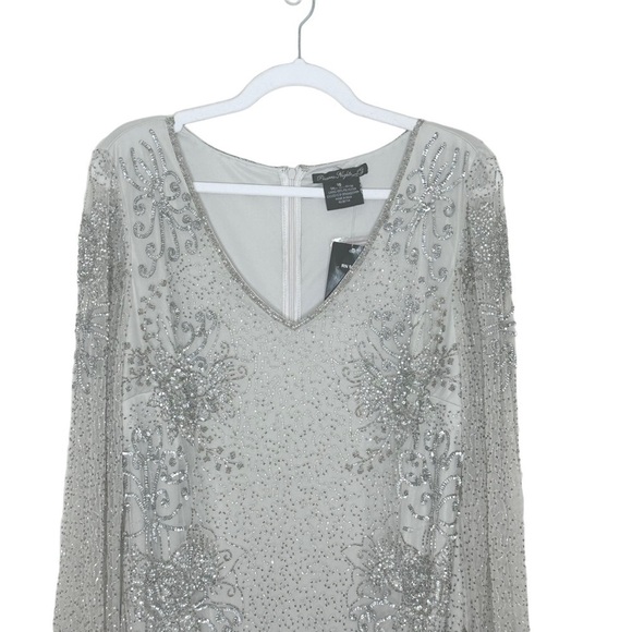 New PISARRO NIGHTS Beaded V-neck Cocktail Dress Silver Size 16 - Picture 3 of 12